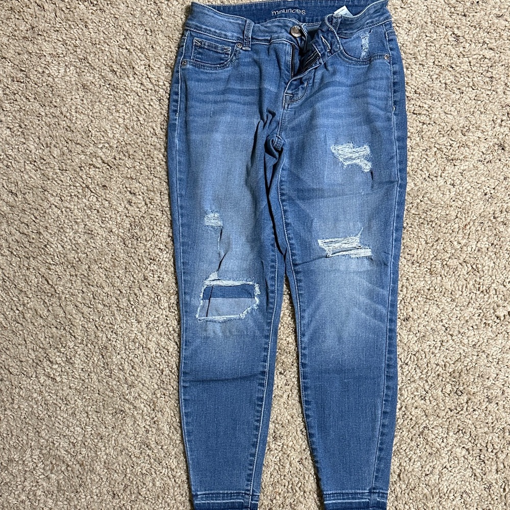 Maurices Classic Blue Ripped Skinny Jeans XS short